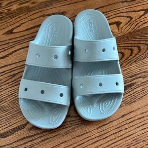 EUC Gray Croc Sandals